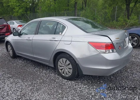 2008 Honda Accord 2.4 Lx z USA, uszkodzony, nr VIN 1HGCP26398A082999